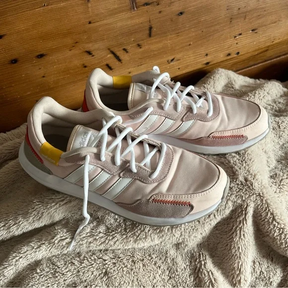 Adidas Light Pink and White Shoes - Picture 3 of 14
